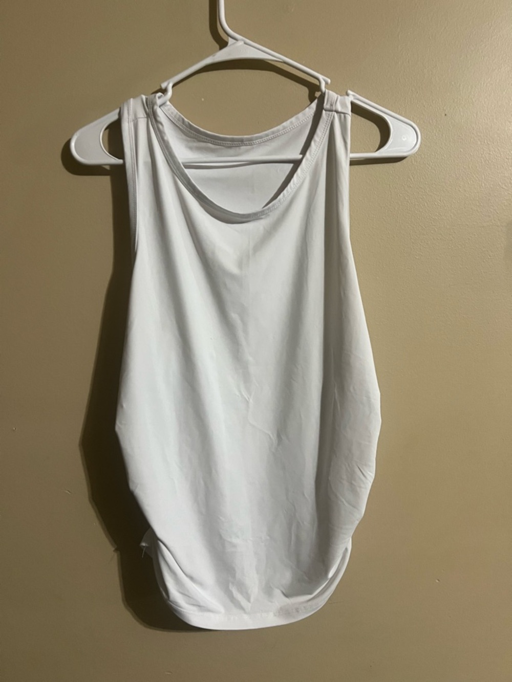 HALARA White Racerback Tank Top
